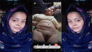 Beautiful Young Bhabi Showing Lover